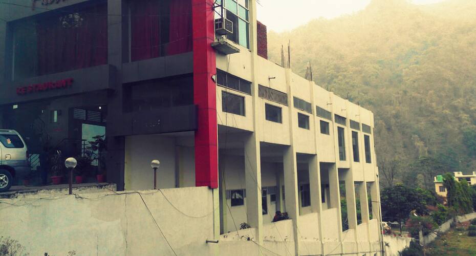 Hotel Fiesta, Nainital 1